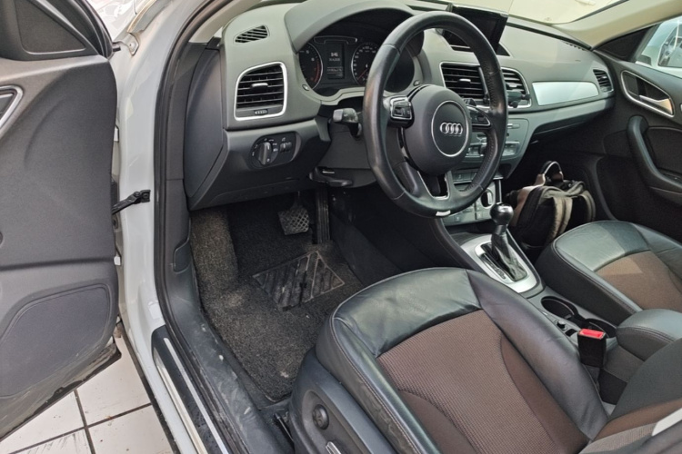 Audi Q3 2017 #16 Audi Q3 2017 car image #16