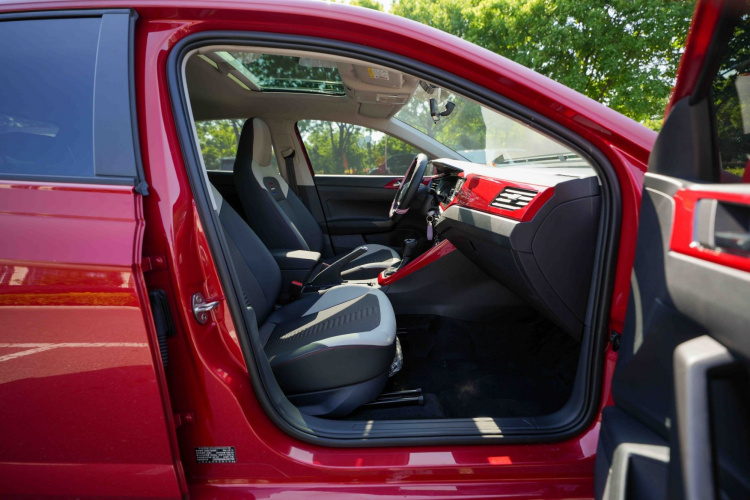Volkswagen Polo 2020 car image #14