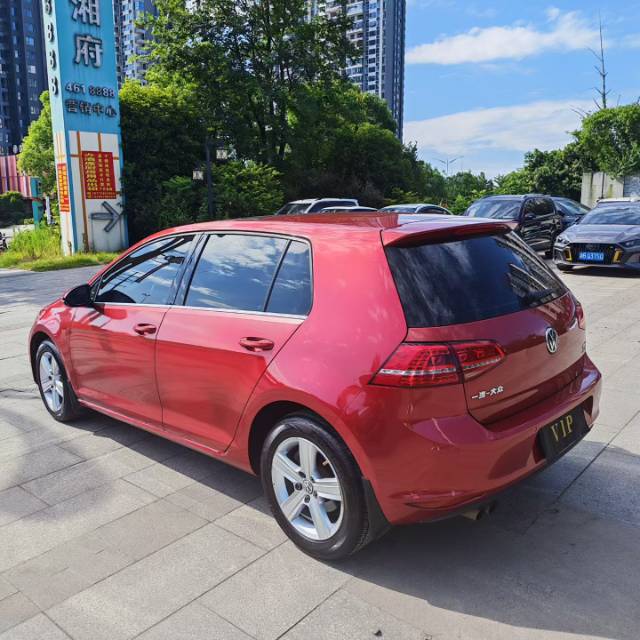Volkswagen Golf 2016 car image #9