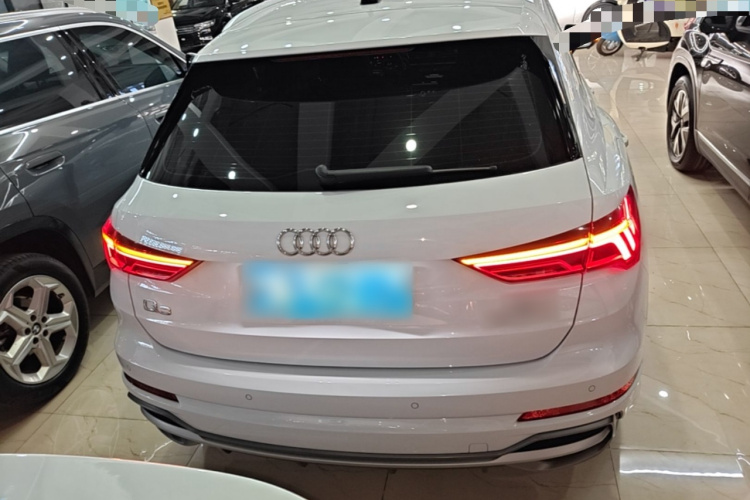 Audi Q3 2022 #6 Audi Q3 2022 car image #6