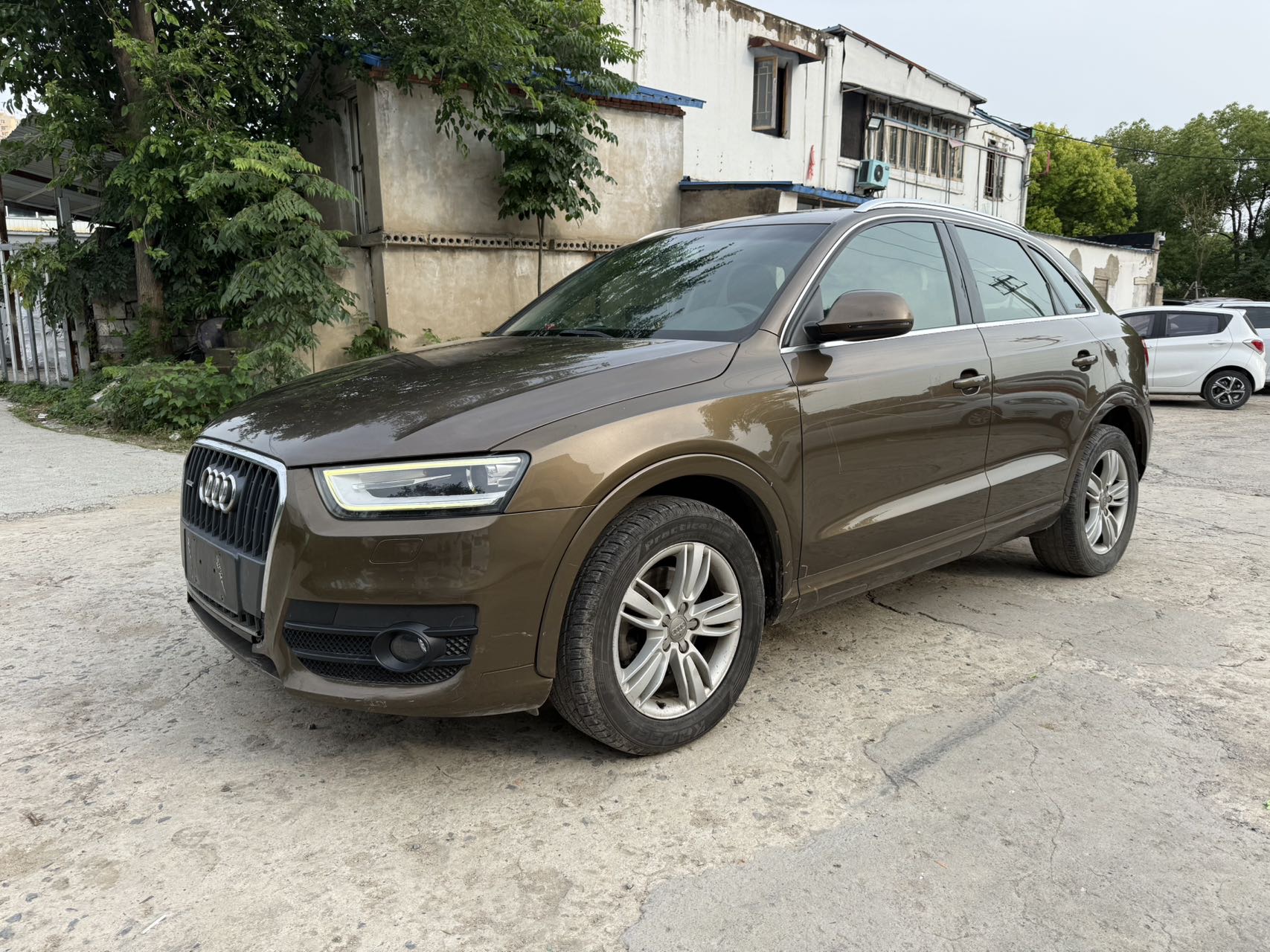 Audi Q3 2014 car image 