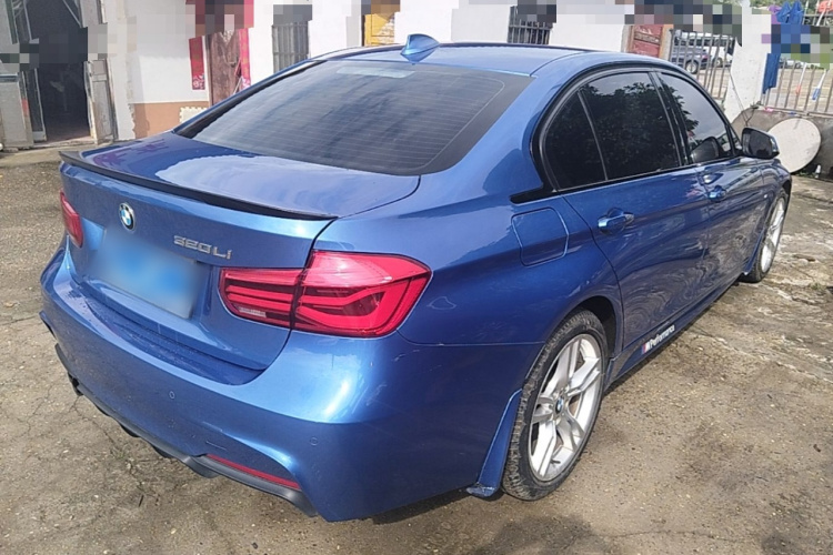 BMW 3 Series 2017 #7 BMW 3 Series 2017 car image #7
