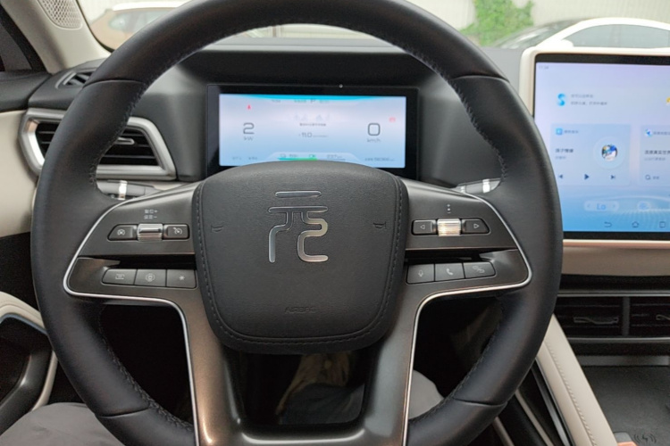 BYD YuanUP 2024 car image #11