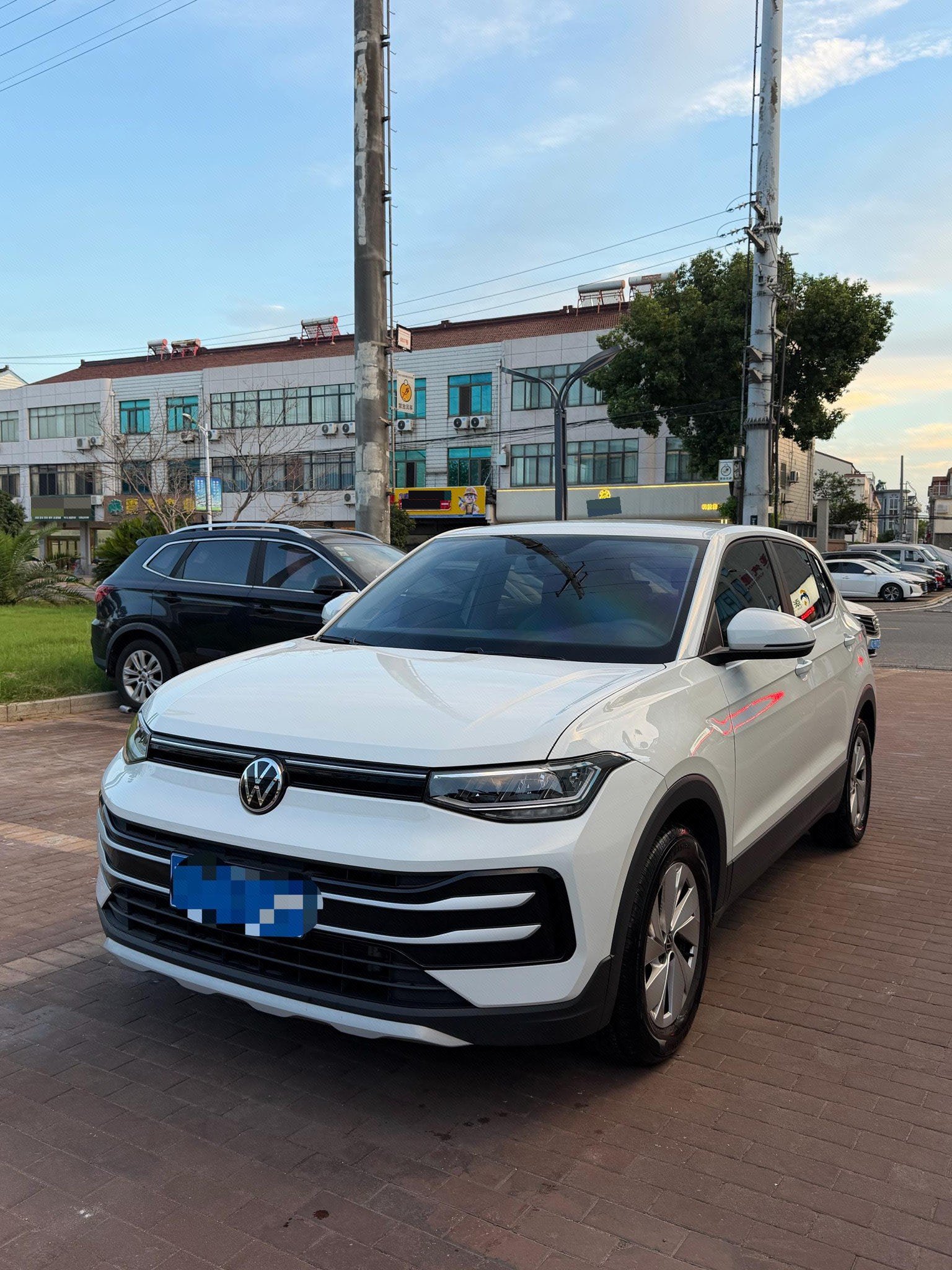 Volkswagen Tharu 2025 car image 