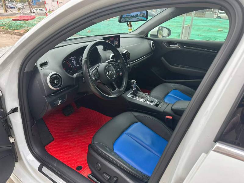 Audi A3 2018 car image #4