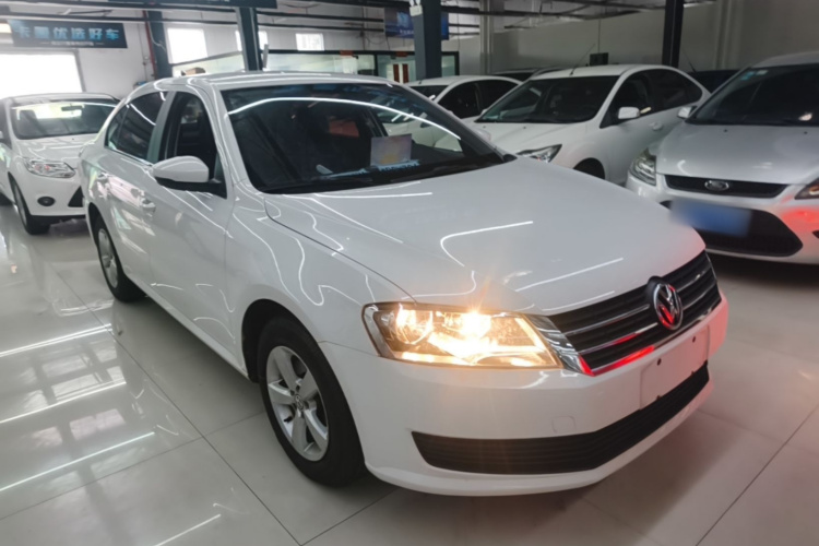 Volkswagen Lavida 2015 car image #6