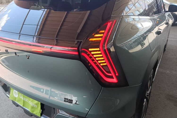 GEELY Boyue L 2025 car image #8