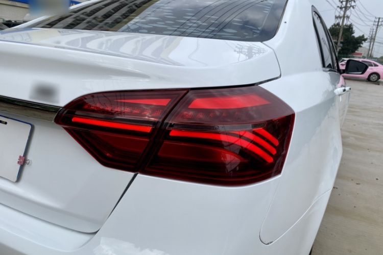 GEELY Emgrand 2019 #6 GEELY Emgrand 2019 car image #6