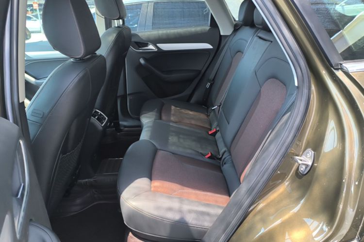 Audi Q3 2019 #17 Audi Q3 2019 car image #17