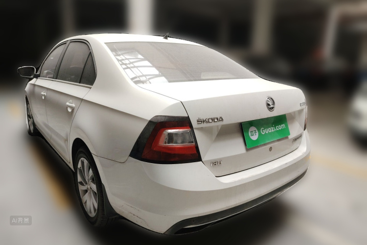 Skoda Rapid 2017 image de voiture #5