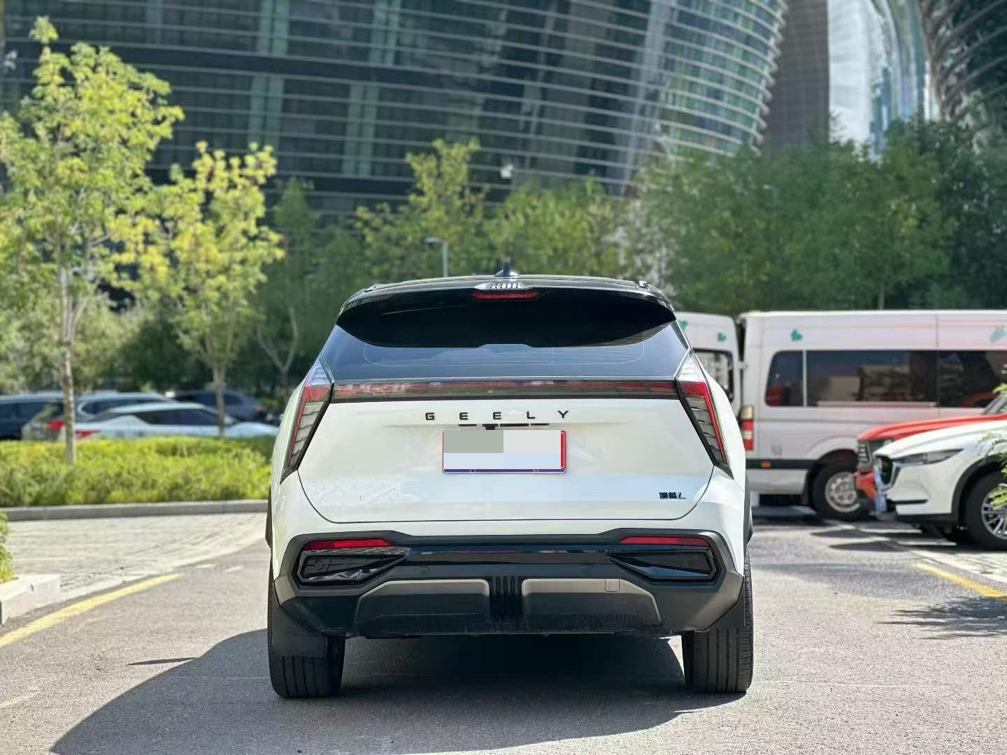GEELY Boyue L 2023 image de voiture #8