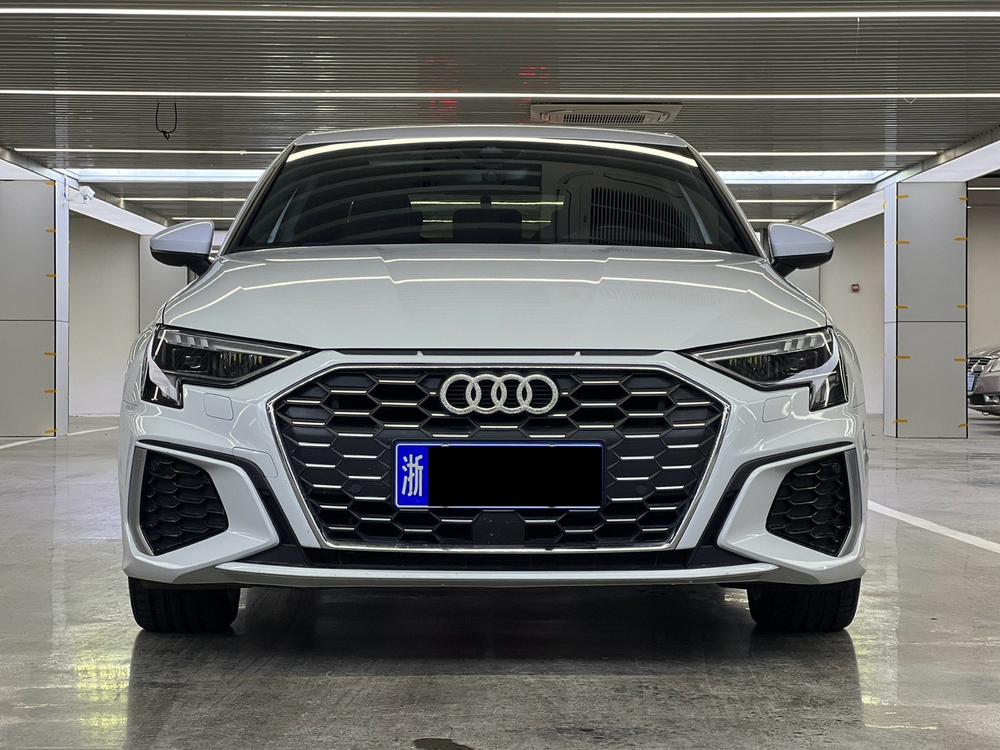 Audi A3 2020 car image #2