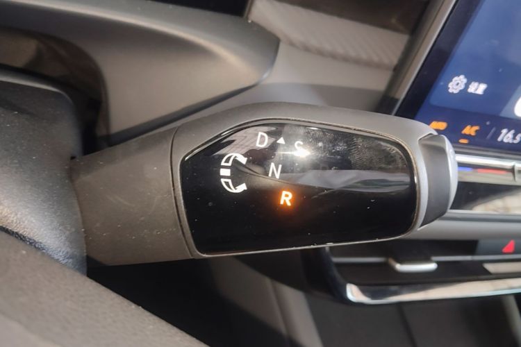 Volkswagen Lavida 2025 #14 Volkswagen Lavida 2025 car image #14