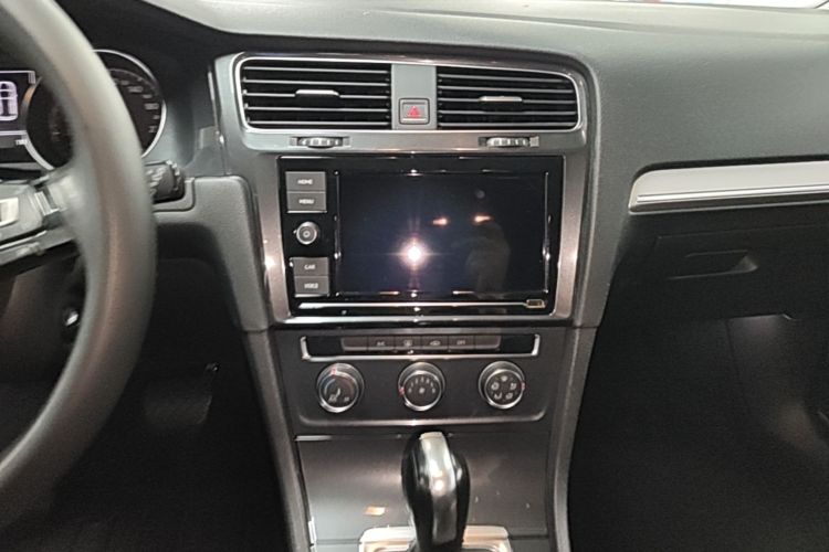 Volkswagen Golf 2018 #13 Volkswagen Golf 2018 car image #13