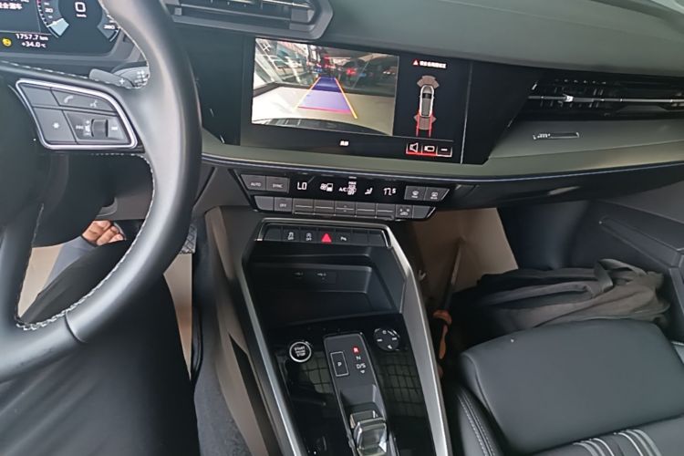 Audi A3 2024 immagine di auto #13