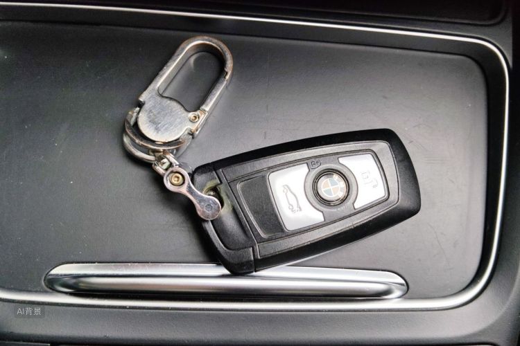 BMW 3 Series 2018 #10 BMW 3 Series 2018 car image #10
