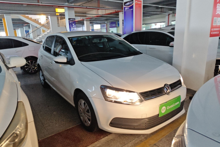Volkswagen Polo 2019 car image #4