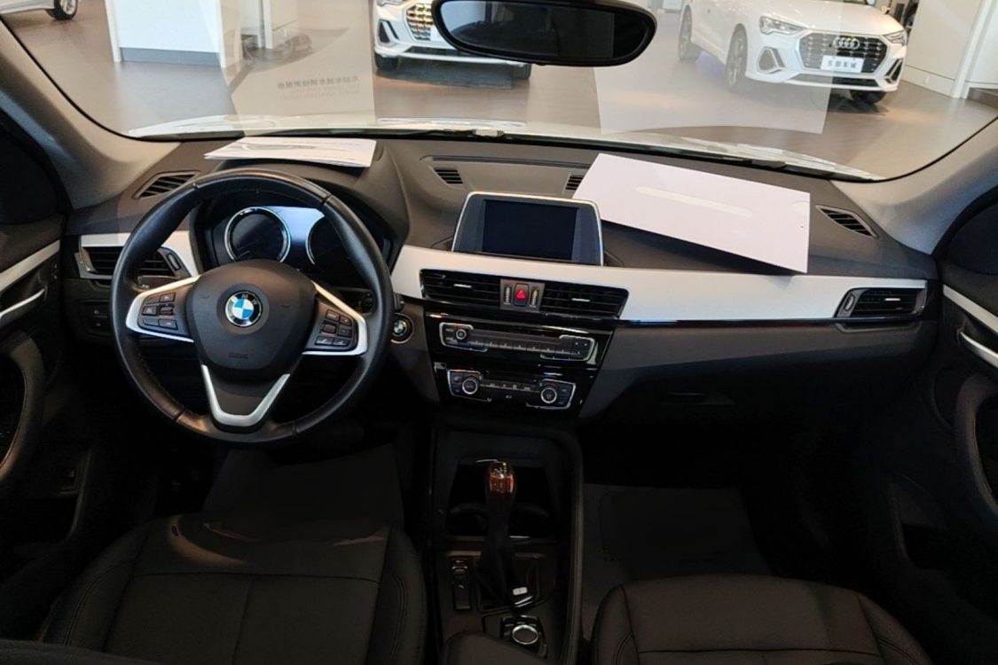 BMW X1 2019 صورة سيارة #21