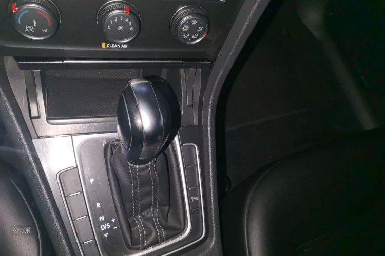 Volkswagen Golf 2017 #16 Volkswagen Golf 2017 car image #16