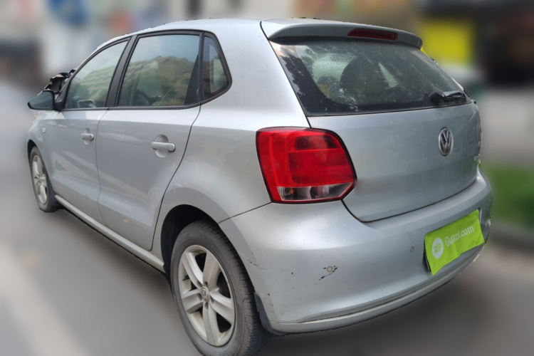 Volkswagen Polo 2011 imagem de carro #5