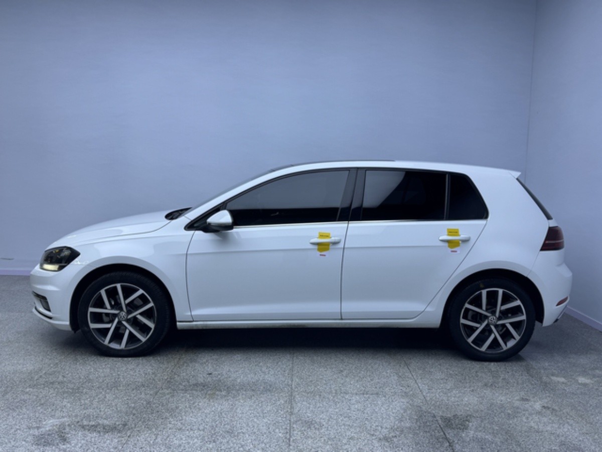 Volkswagen Golf 2018 imagen de coche #9
