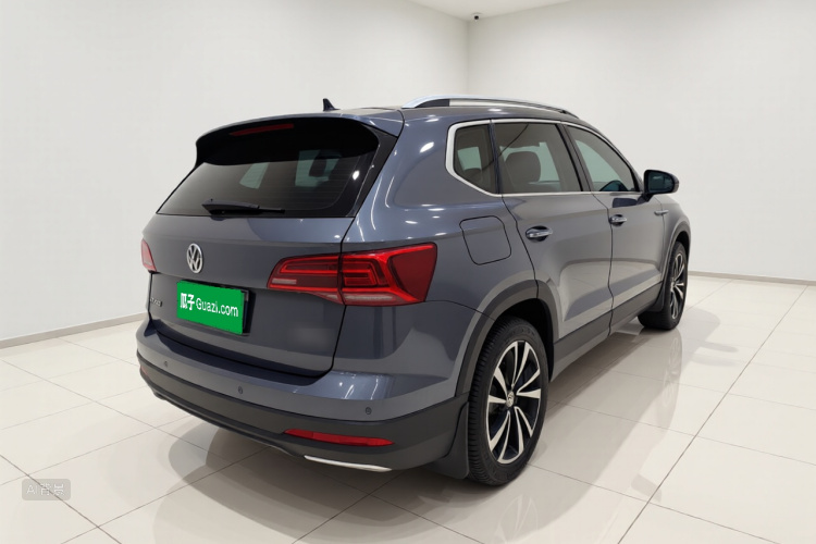 Volkswagen Tharu 2020 car image #7