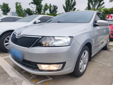 Skoda Rapid 2017 Skoda Rapid 2017 car image