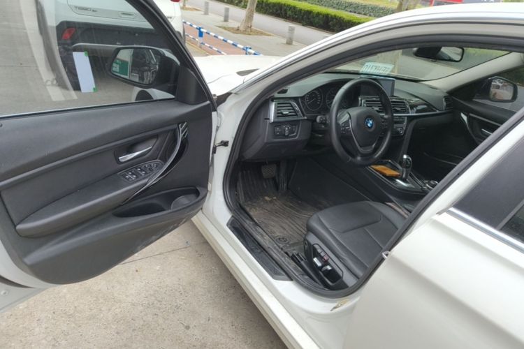 BMW 3 Series 2017 #16 BMW 3 Series 2017 immagine di auto #16