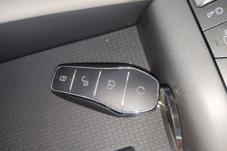 BYD YuanUP 2025 #9 BYD YuanUP 2025 car image #9