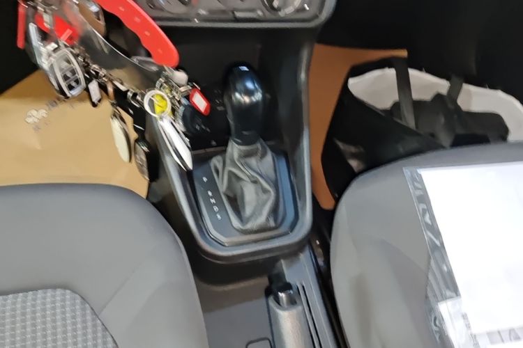 Volkswagen Santana 2021 car image #14