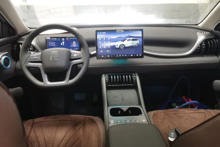 BYD Yuan Plus 2025 صورة سيارة #11