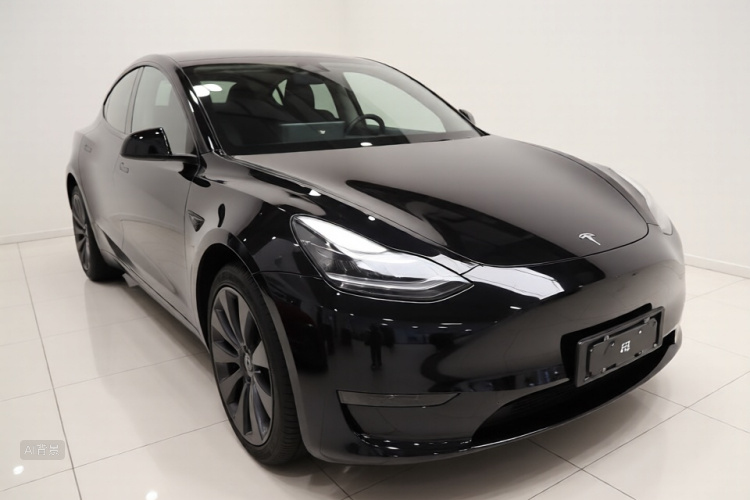 Tesla Model Y 2021 #4 Tesla Model Y 2021 car image #4