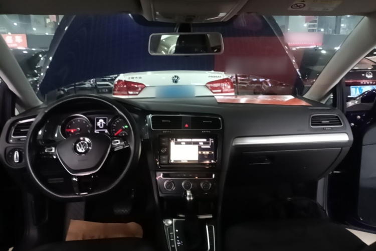 Volkswagen Golf 2019 #18 Volkswagen Golf 2019 car image #18