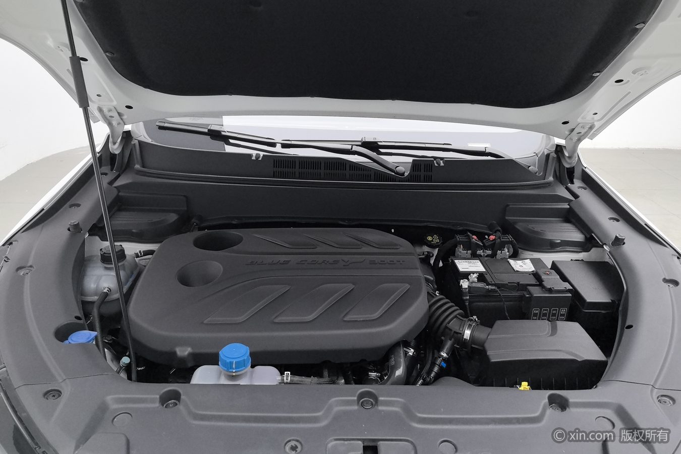 2024 car image #18