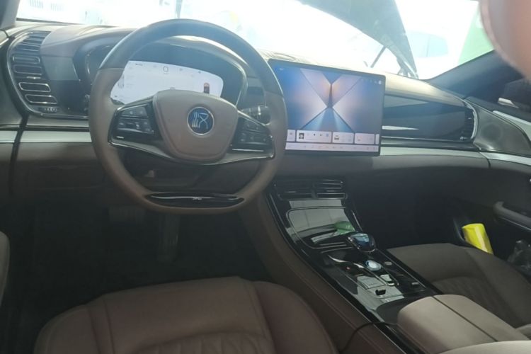 BYD Han 2024 car image #11