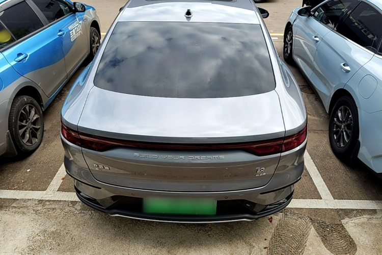 BYD Han 2024 #6 BYD Han 2024 car image #6