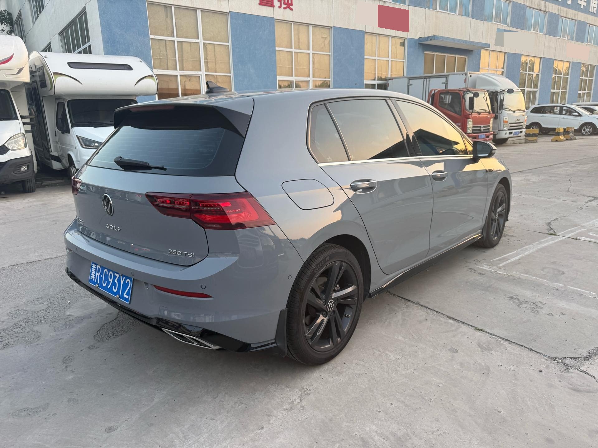 Volkswagen Golf 2022 #8 Volkswagen Golf 2022 صورة سيارة #8