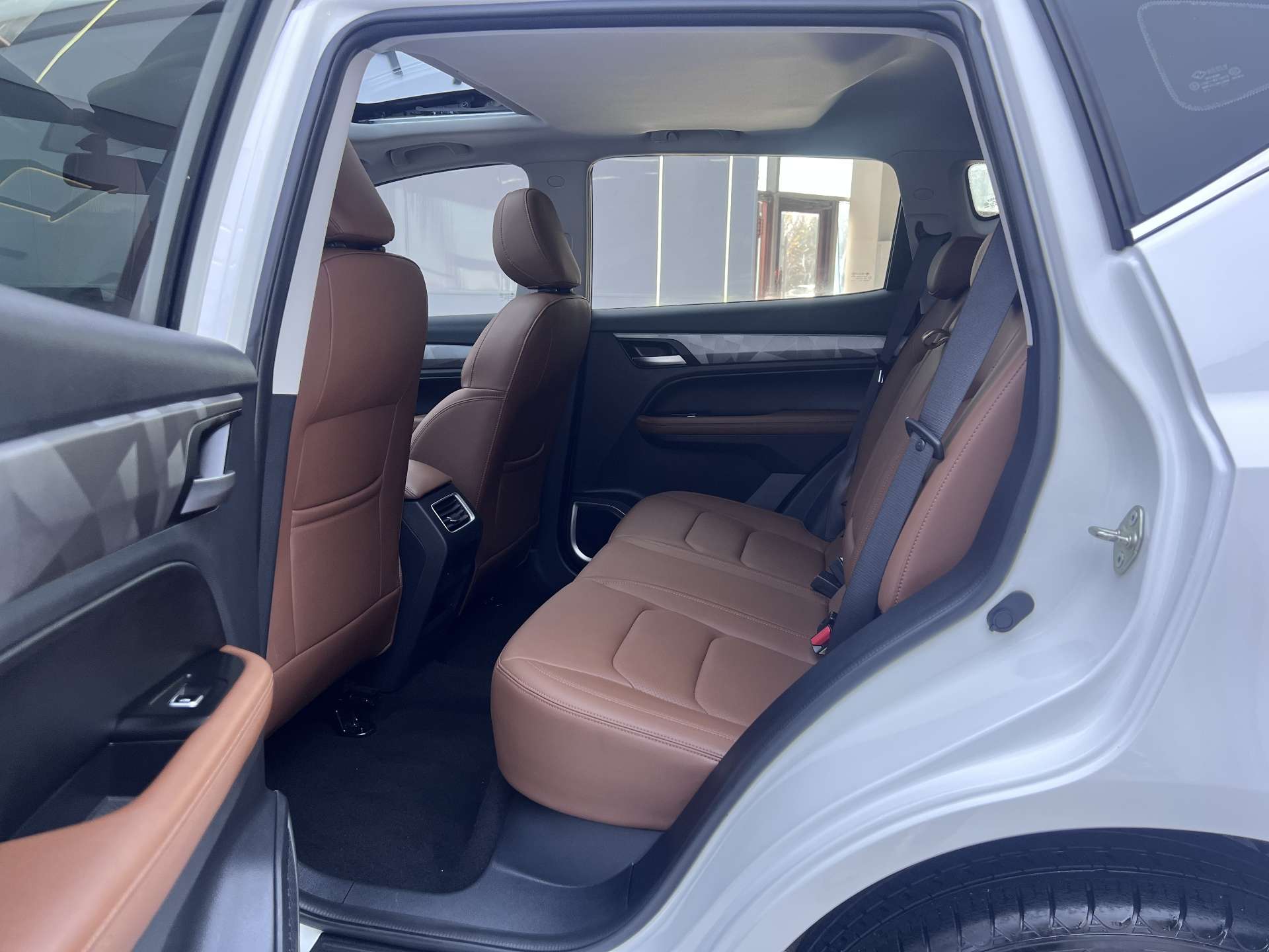 GEELY Vision X6 2023 #11 GEELY Vision X6 2023 car image #11