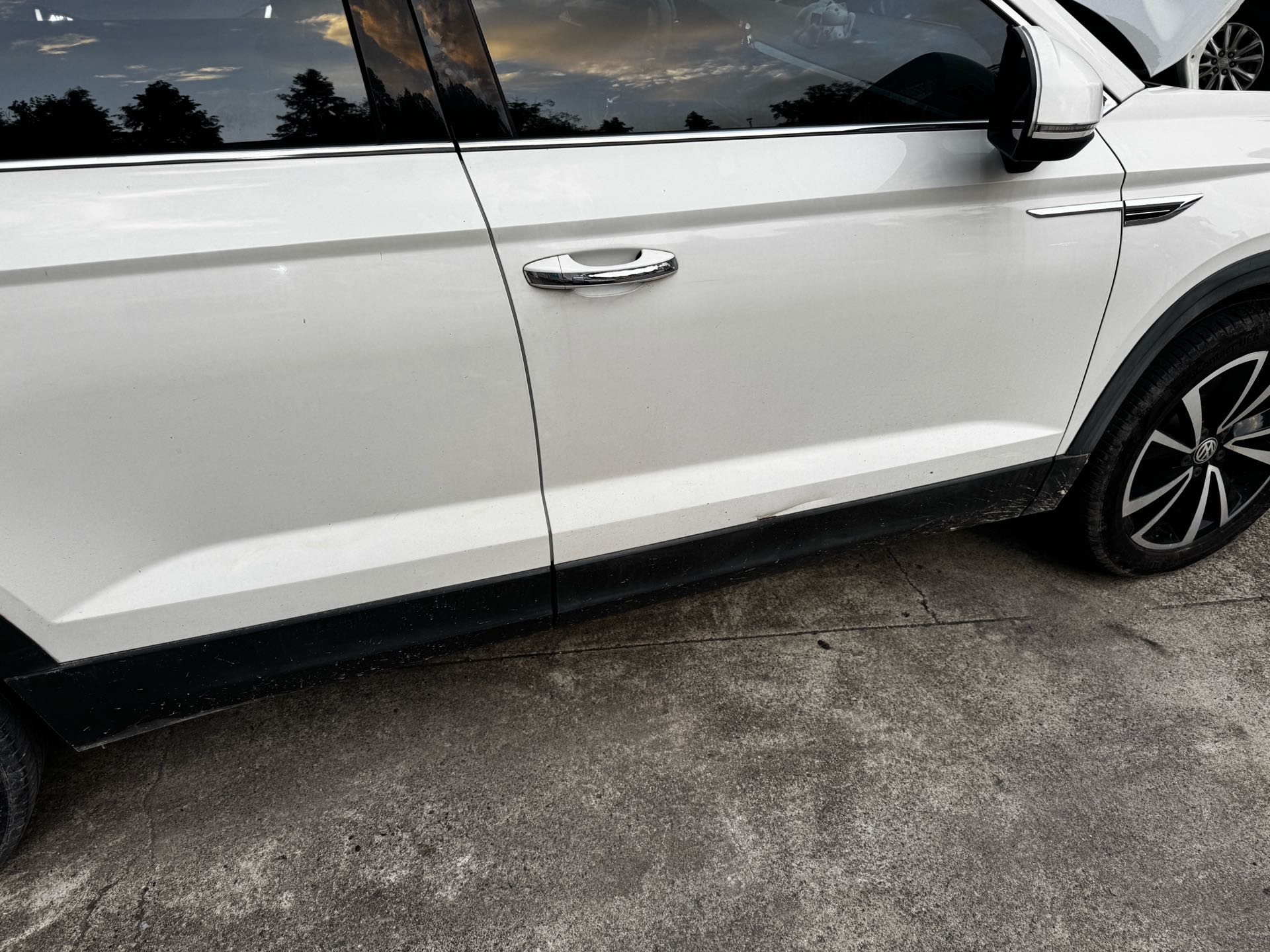 2019 immagine di auto #13