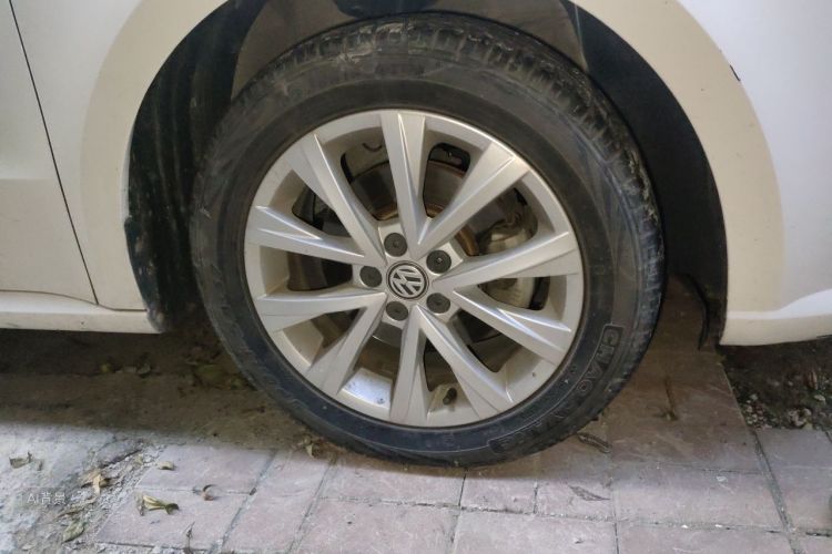 Volkswagen Lavida 2018 car image #9