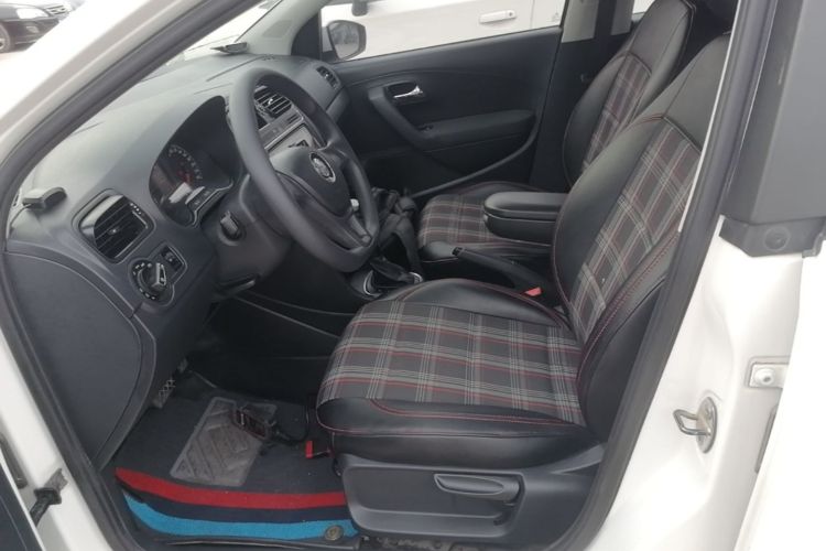 Volkswagen Polo 2017 #19 Volkswagen Polo 2017 car image #19