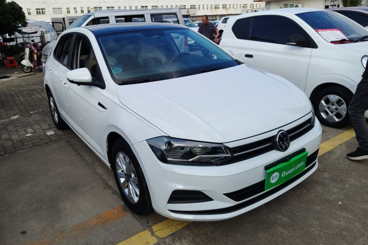 Volkswagen Polo 2023 car image #4