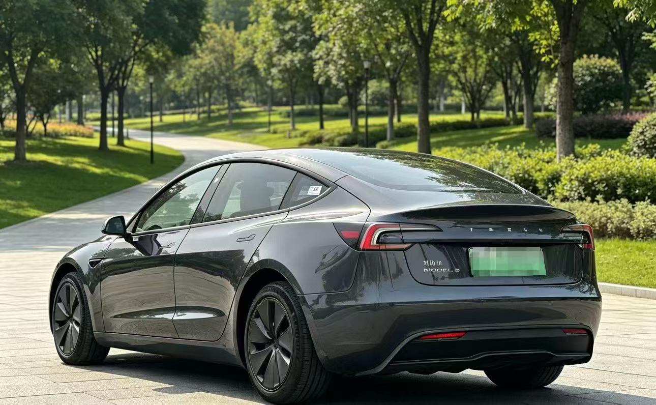 Tesla Model 3 2024 #5 Tesla Model 3 2024 car image #5