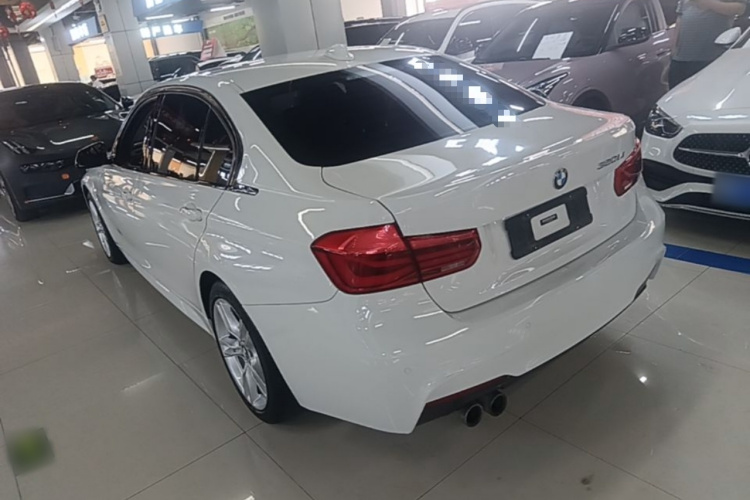 BMW 3 Series 2018 car image #5