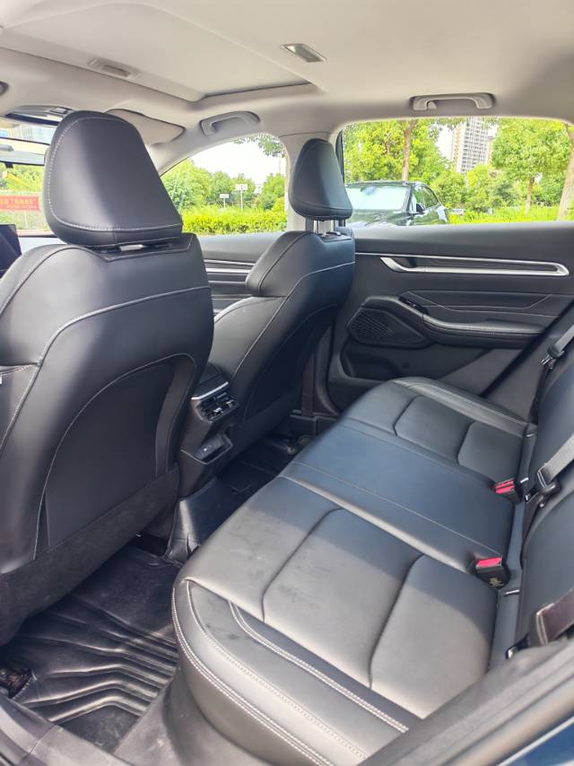 GEELY Emgrand 2025 car image #7