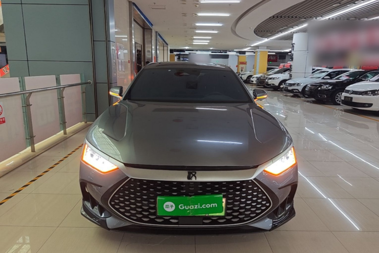 BYD Han 2023 car image #3