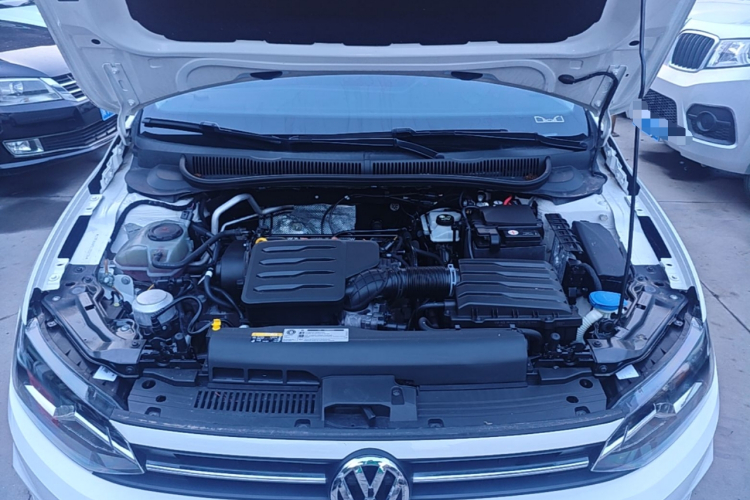 Volkswagen Polo 2020 car image #22