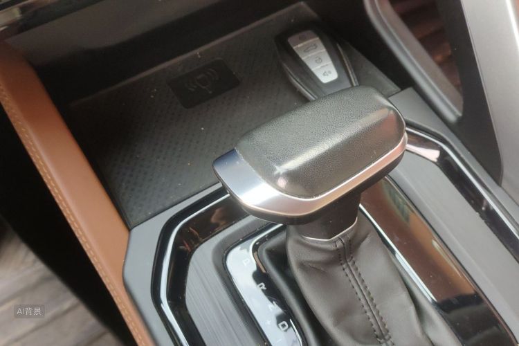 GEELY Vision X6 2021 car image #16