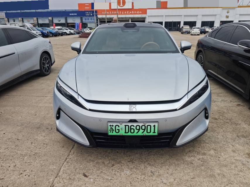 BYD HanL 2025 #2 BYD HanL 2025 صورة سيارة #2