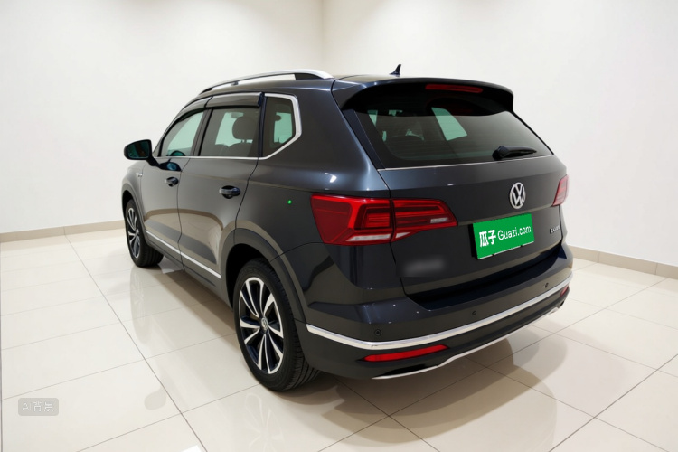 Volkswagen Tharu 2019 car image #5